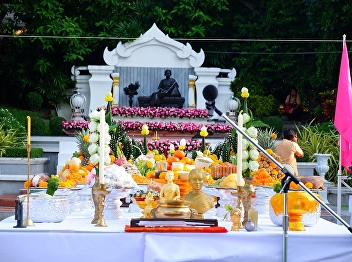Worship ceremony commemorating Queen
Sunandha Kumariratana